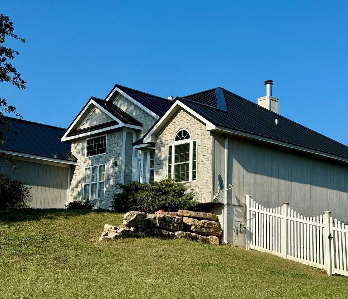 13365 Timber Park Ln - Photo 2 of 8