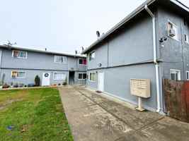 featured image of 7130 Rosanna St