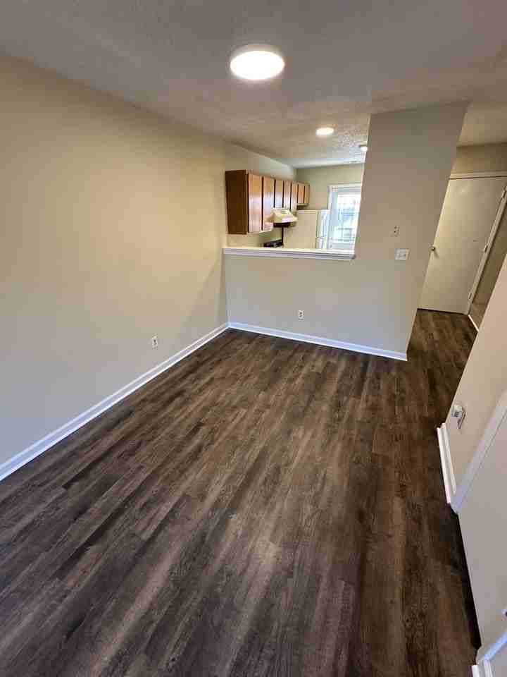 2940 Faversham Pl - Photo 2 of 6