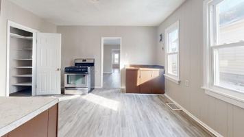 featured image of 3272 W 50th St