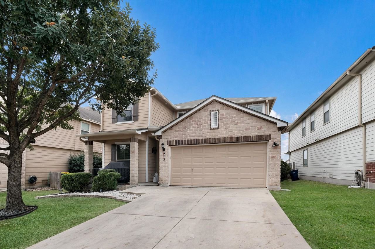 213 Dove Run - Photo 2 of 29