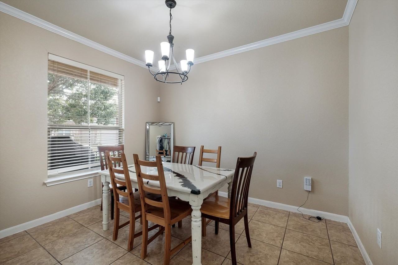 213 Dove Run - Photo 6 of 29