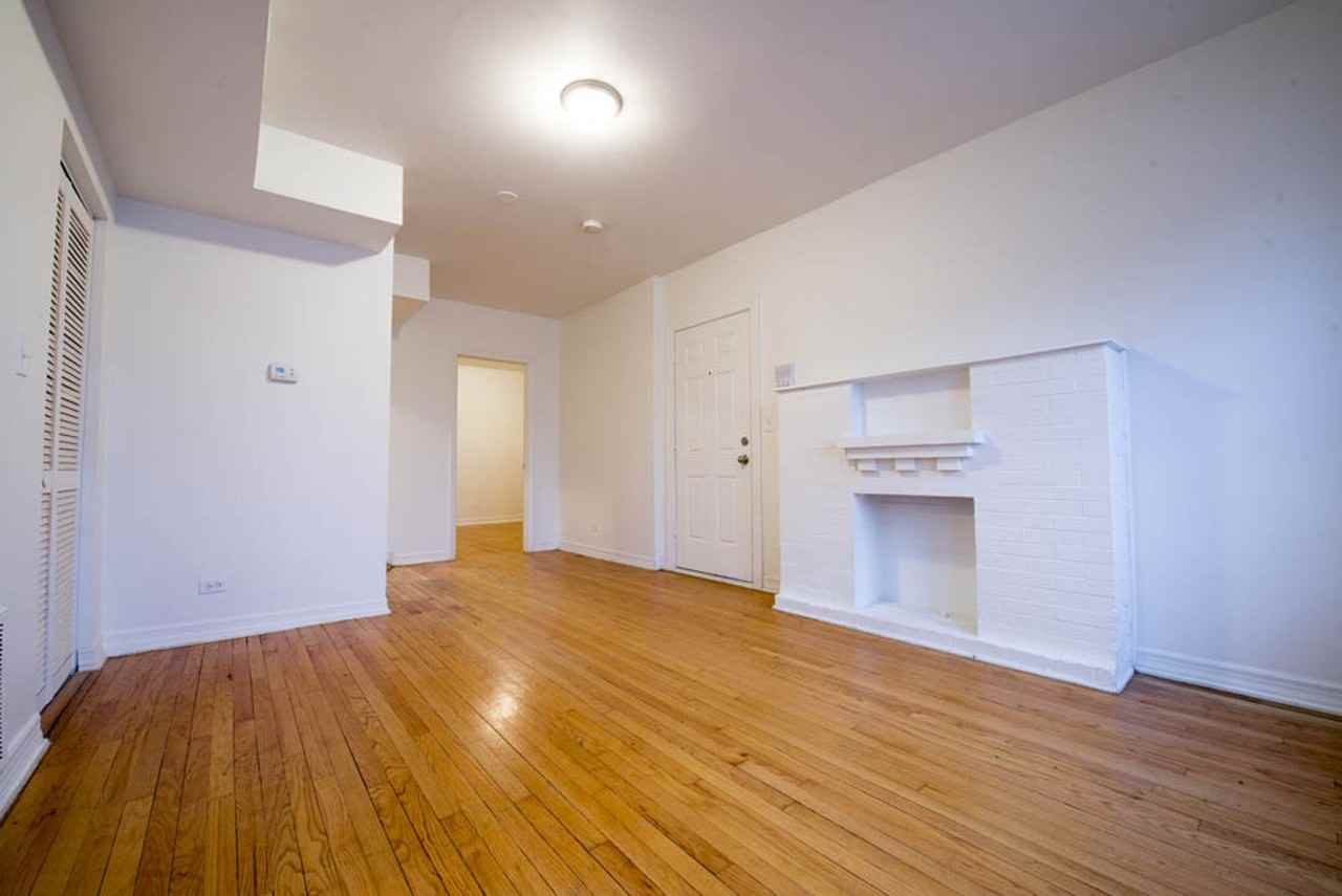 5800 S Artesian - Photo 6 of 19