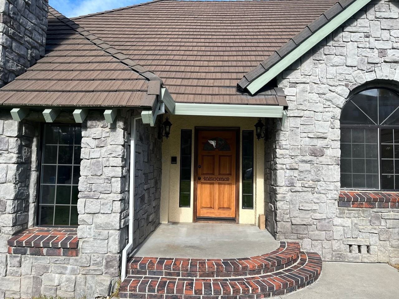 3045 Three Springs Ct - Photo 3 of 39