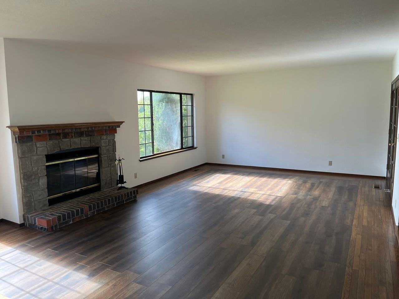 3045 Three Springs Ct - Photo 6 of 39