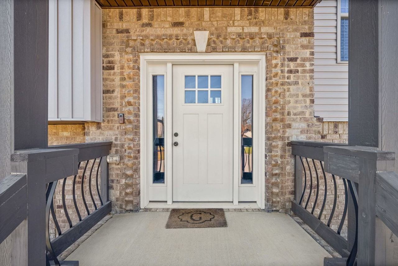 830 Snapdragon Ct - Photo 5 of 35