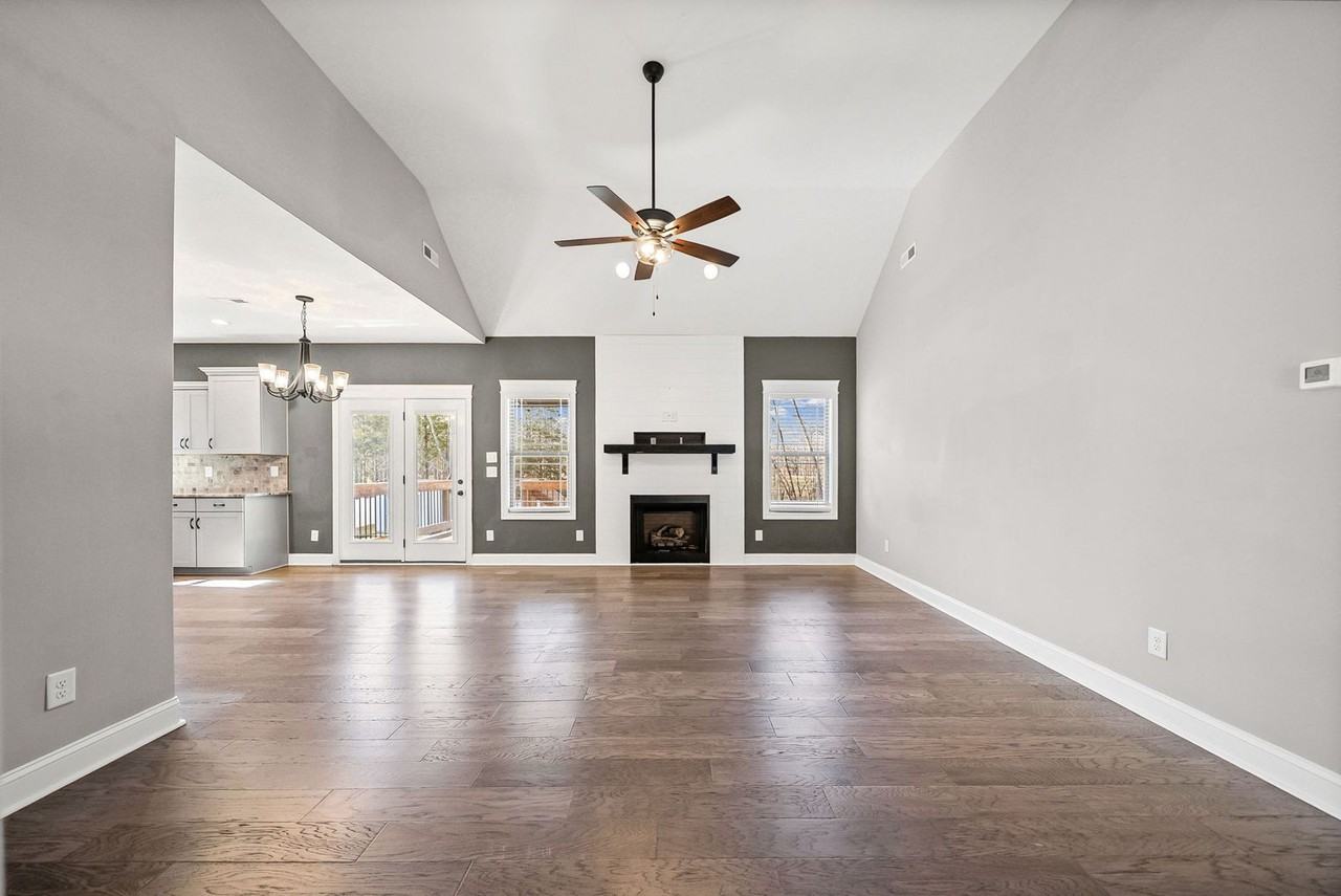 830 Snapdragon Ct - Photo 7 of 35