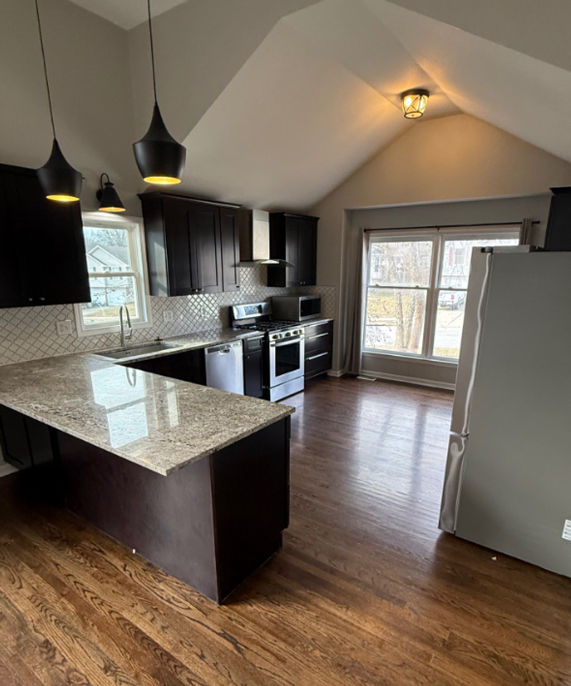 135 N Highland Dr - Photo 5 of 29