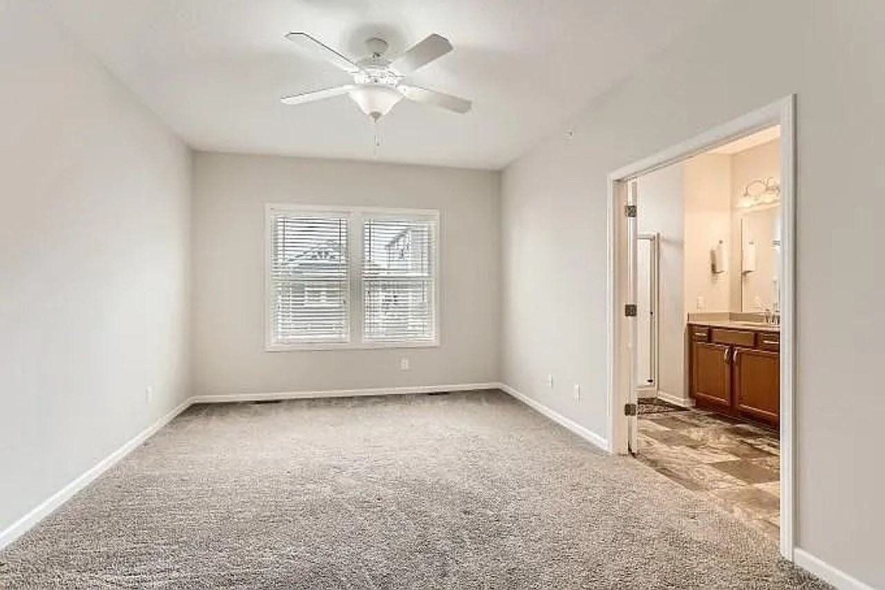 11297 81st Way N - Photo 4 of 13