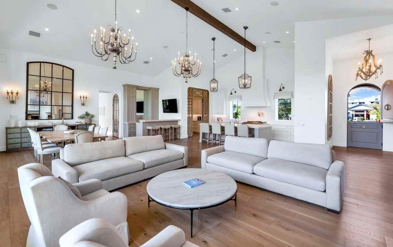 5119 N 41st St - Photo 4 of 32