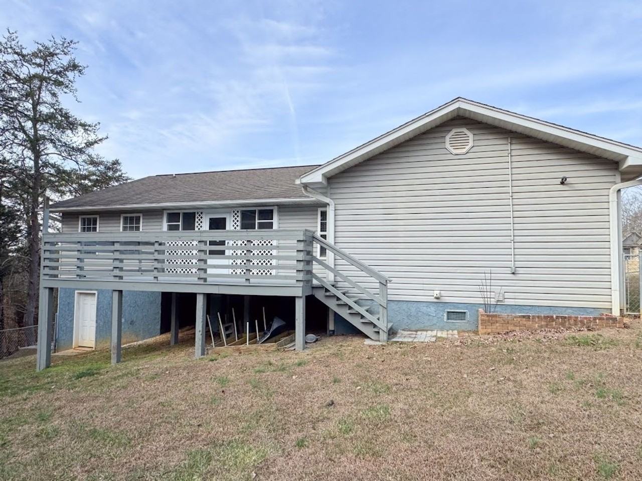 713 Haley Woods Dr - Photo 4 of 28