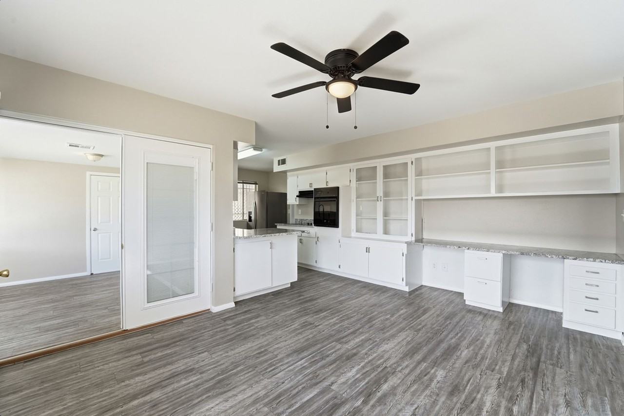 10807 W Connecticut Ave - Photo 6 of 49