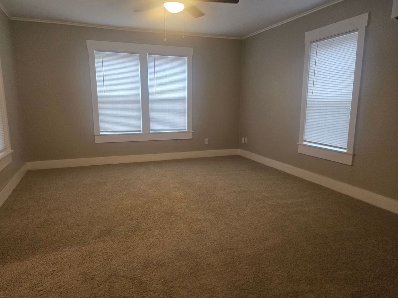 512 Nw 10th St - Photo 5 of 21