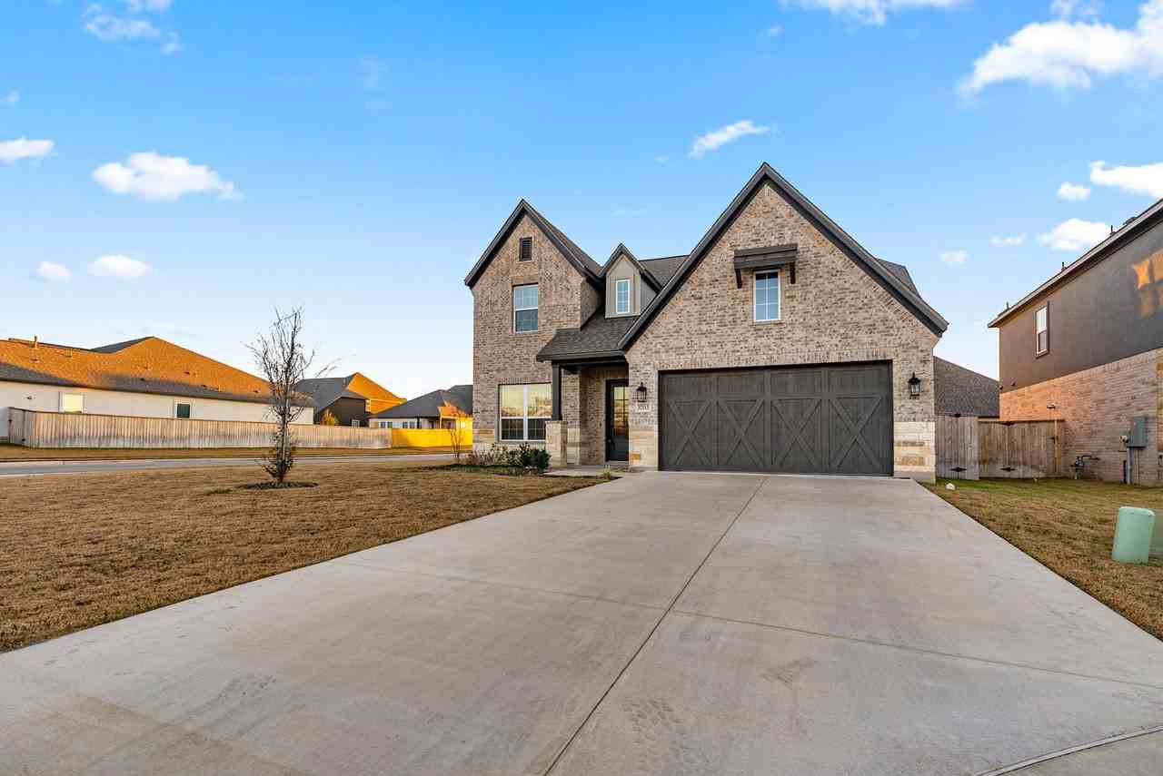 17113 Howdy Way - Photo 2 of 22