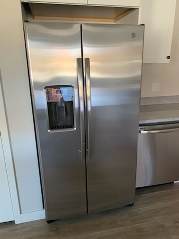 415 E 570 S - Photo 3 of 16