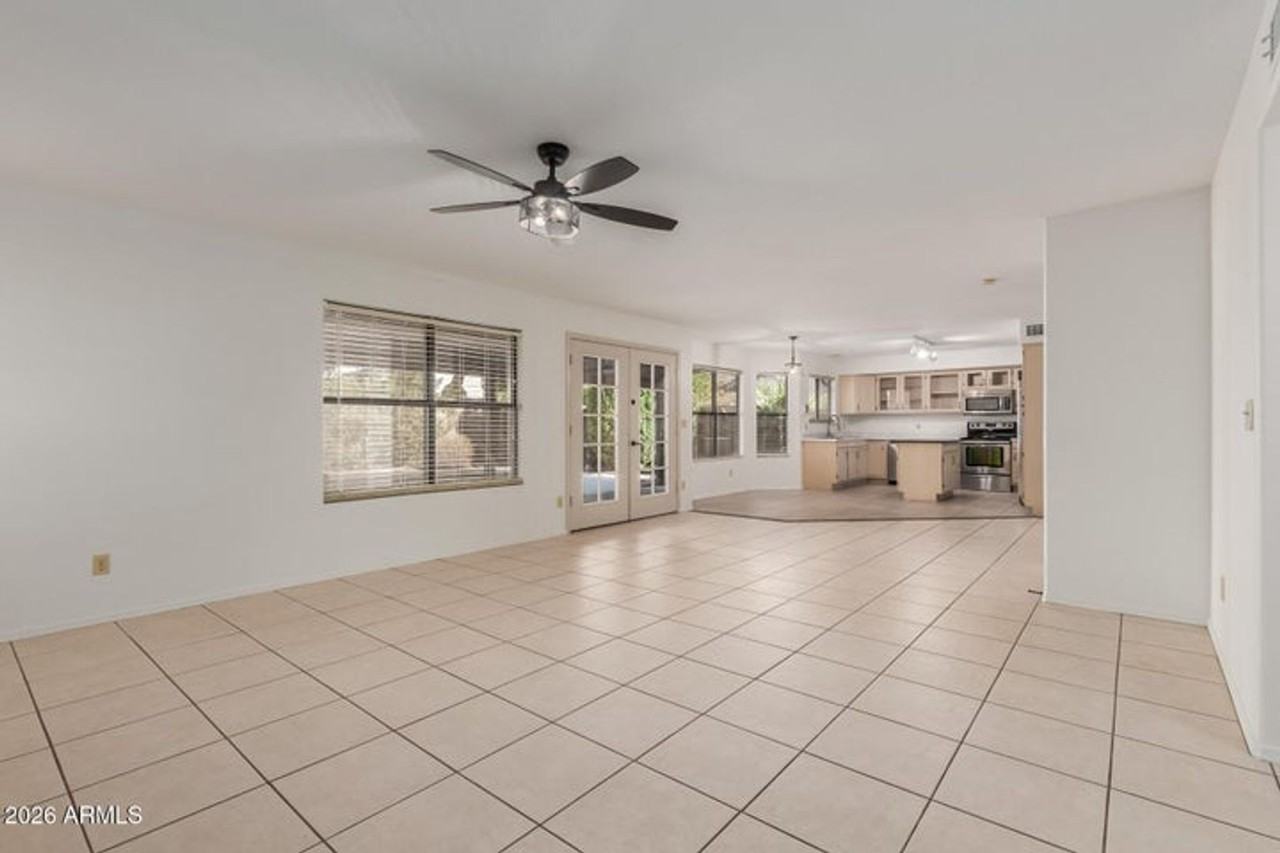 4334 W Behrend Dr - Photo 5 of 24