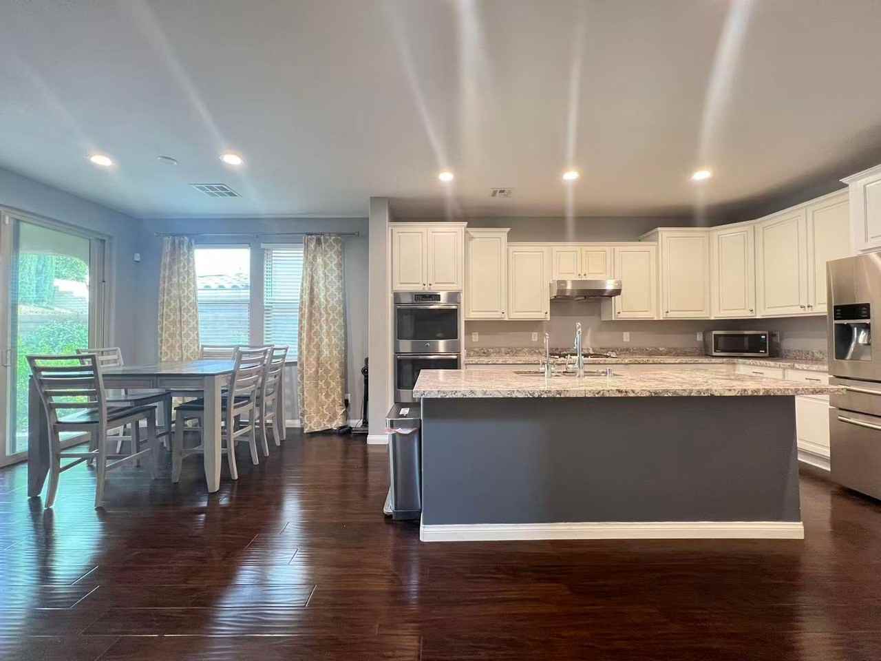 12310 Sandy Peak Ave - Photo 3 of 39