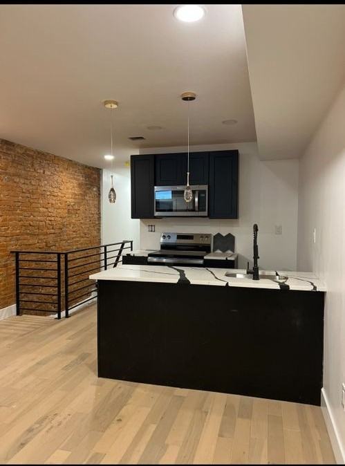 124 N Felton St - Photo 5 of 14