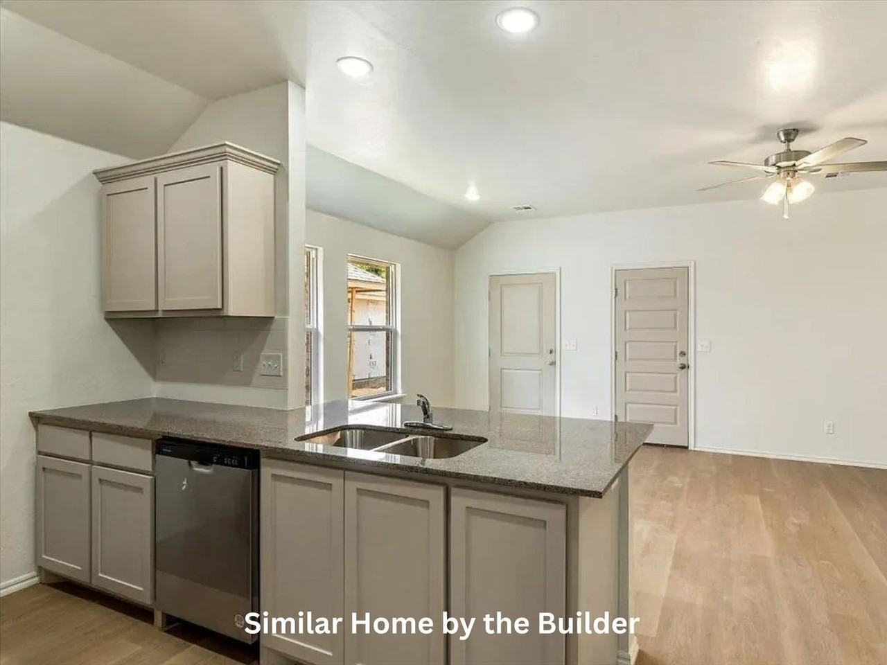 1707 Sw Washington Ave - Photo 5 of 18