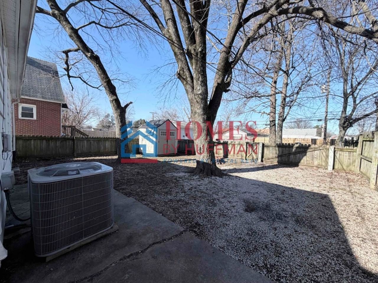 1658 E Morgan Ave - Photo 3 of 19