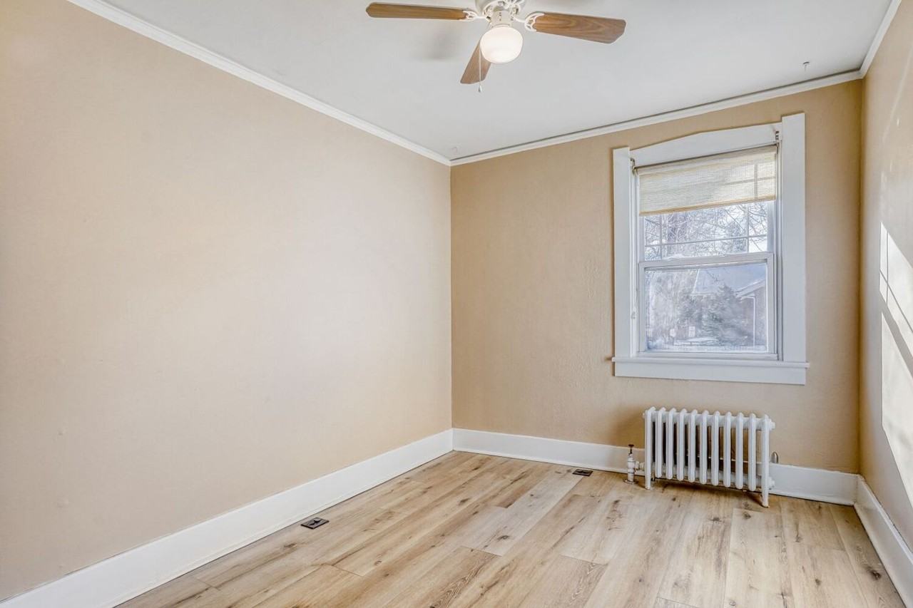 945 E Virginia Ave - Photo 5 of 11