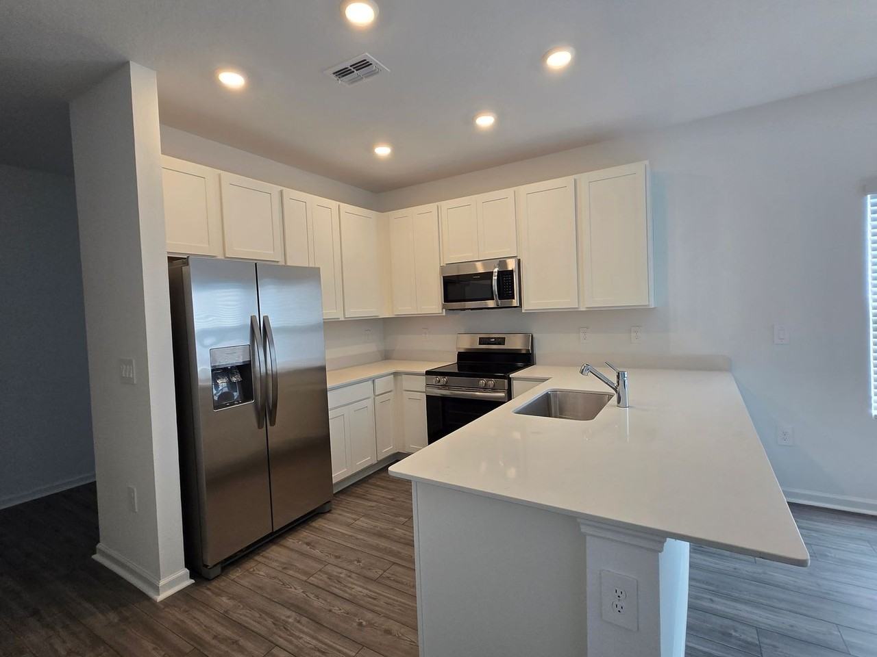 16306 Nw 145th Dr - Photo 7 of 48