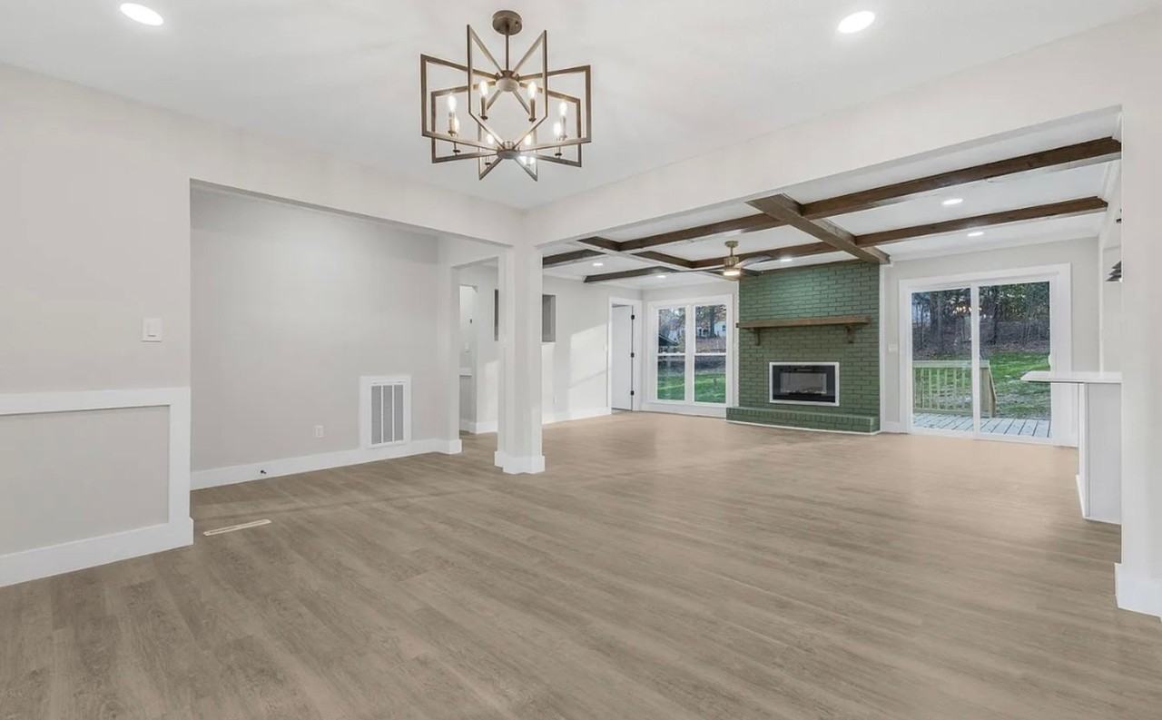 19 Velma Dr - Photo 4 of 35