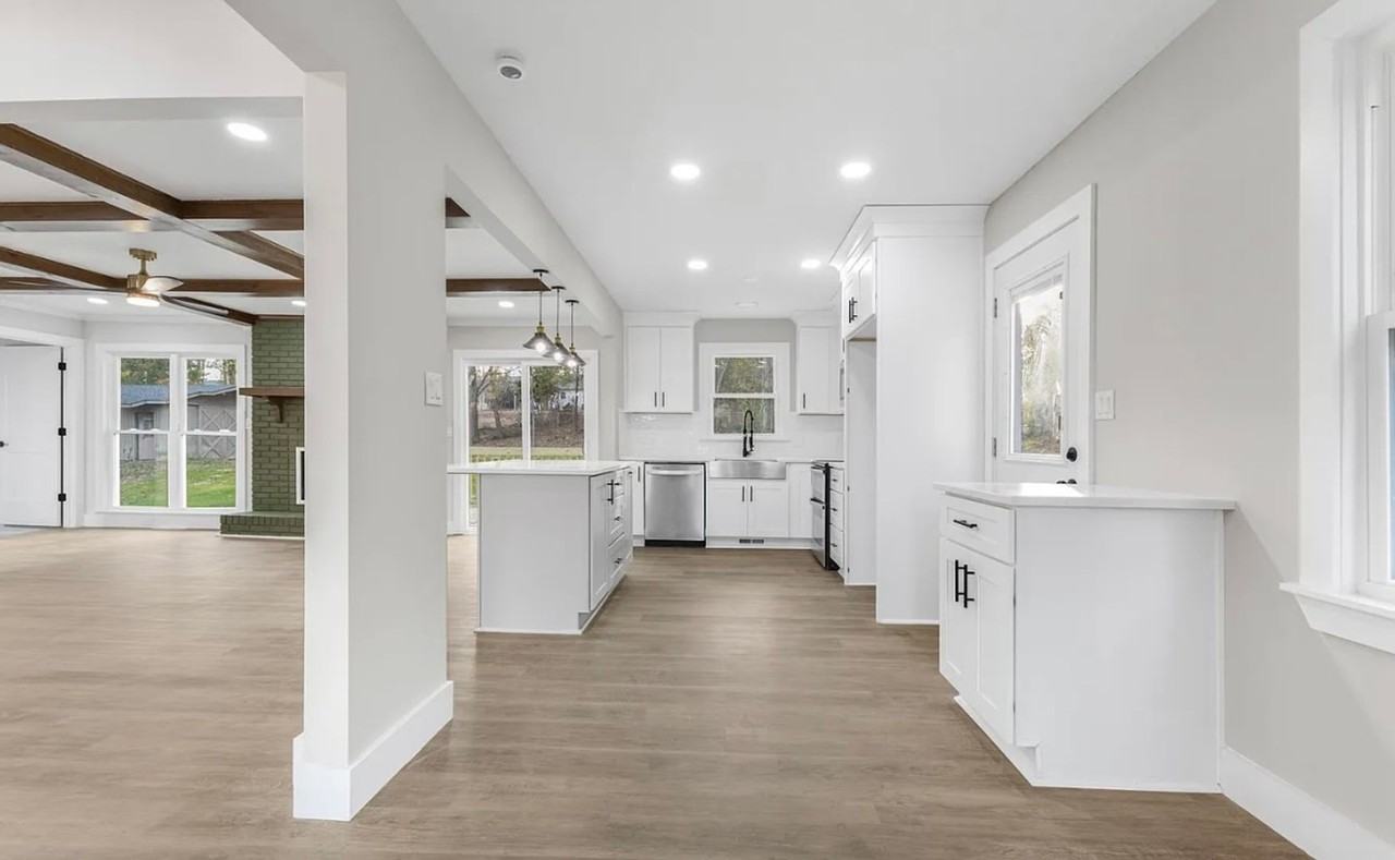 19 Velma Dr - Photo 5 of 35