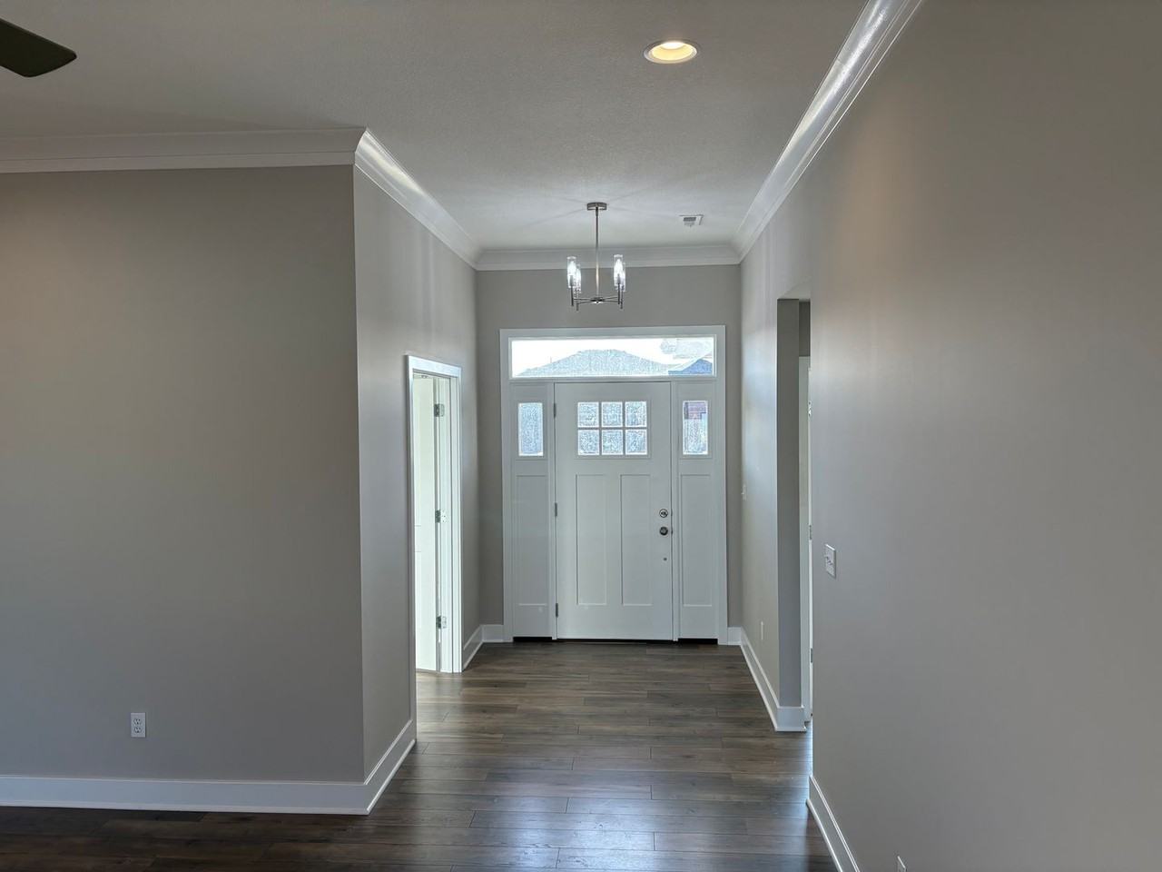 1209 Shore Acres Loop - Photo 2 of 16