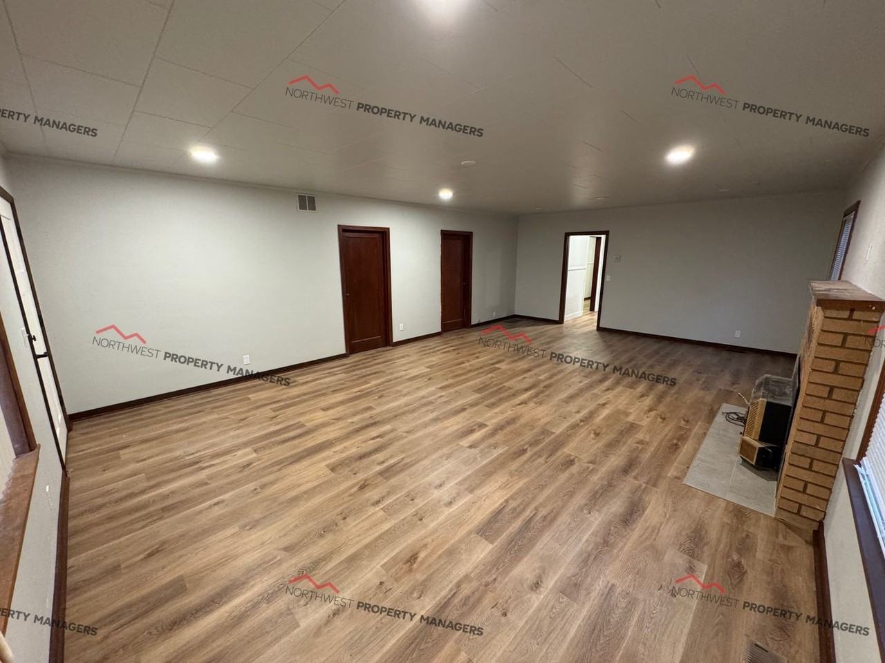 3003 Mount Vista Rd - Photo 4 of 15