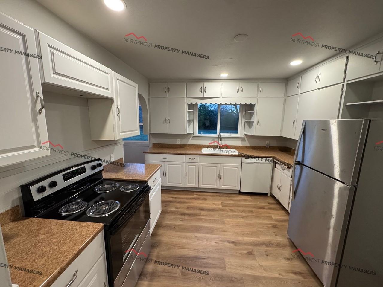 3003 Mount Vista Rd - Photo 5 of 15