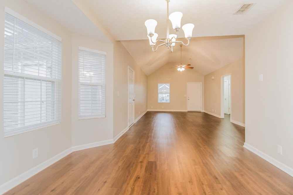 4856 Nina Marie Ave - Photo 4 of 15