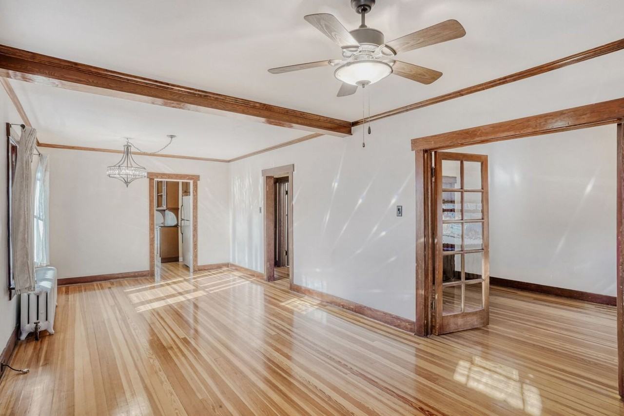 273 S Humboldt St - Photo 4 of 17