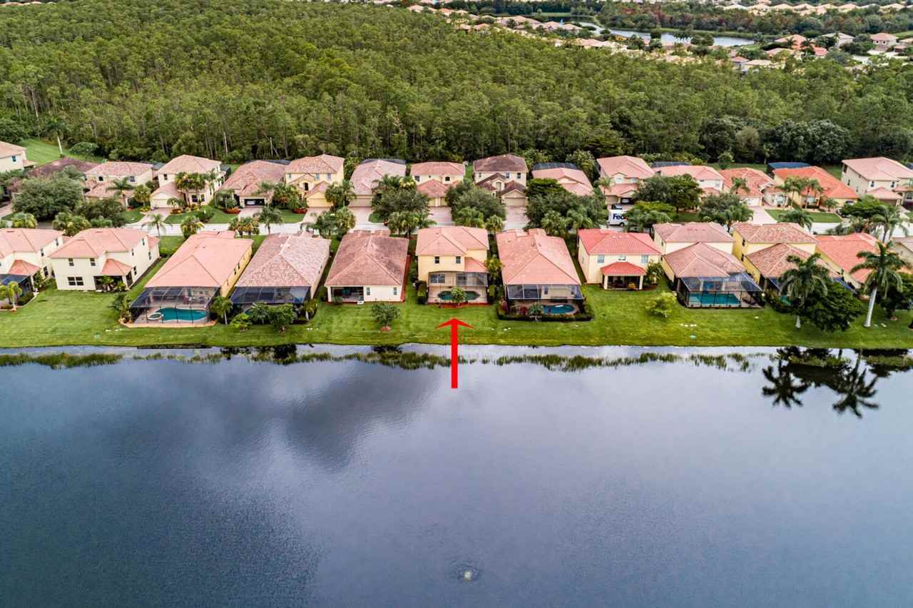 20437 Ardore Ln - Photo 3 of 32