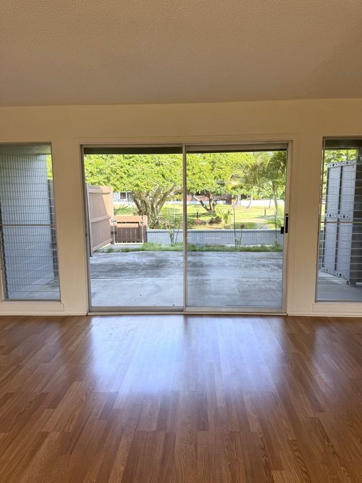 214 Koko Isle Cir #1707 - Photo 4 of 16