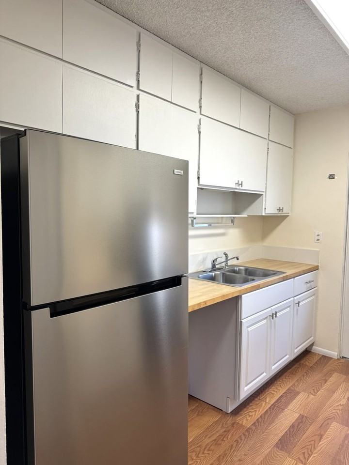 214 Koko Isle Cir #1707 - Photo 5 of 16