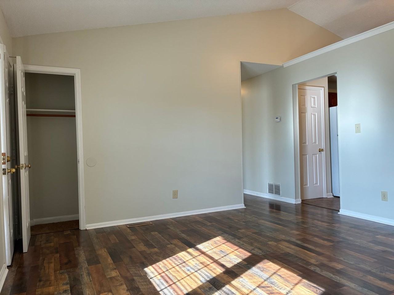 1331 Amanda Jo Dr - Photo 7 of 50