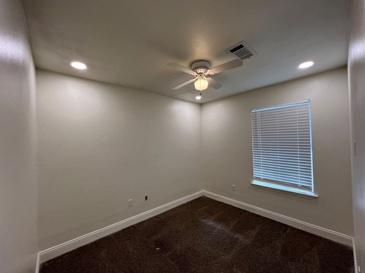 35135 Live Oak Village Rd - Photo 6 of 10