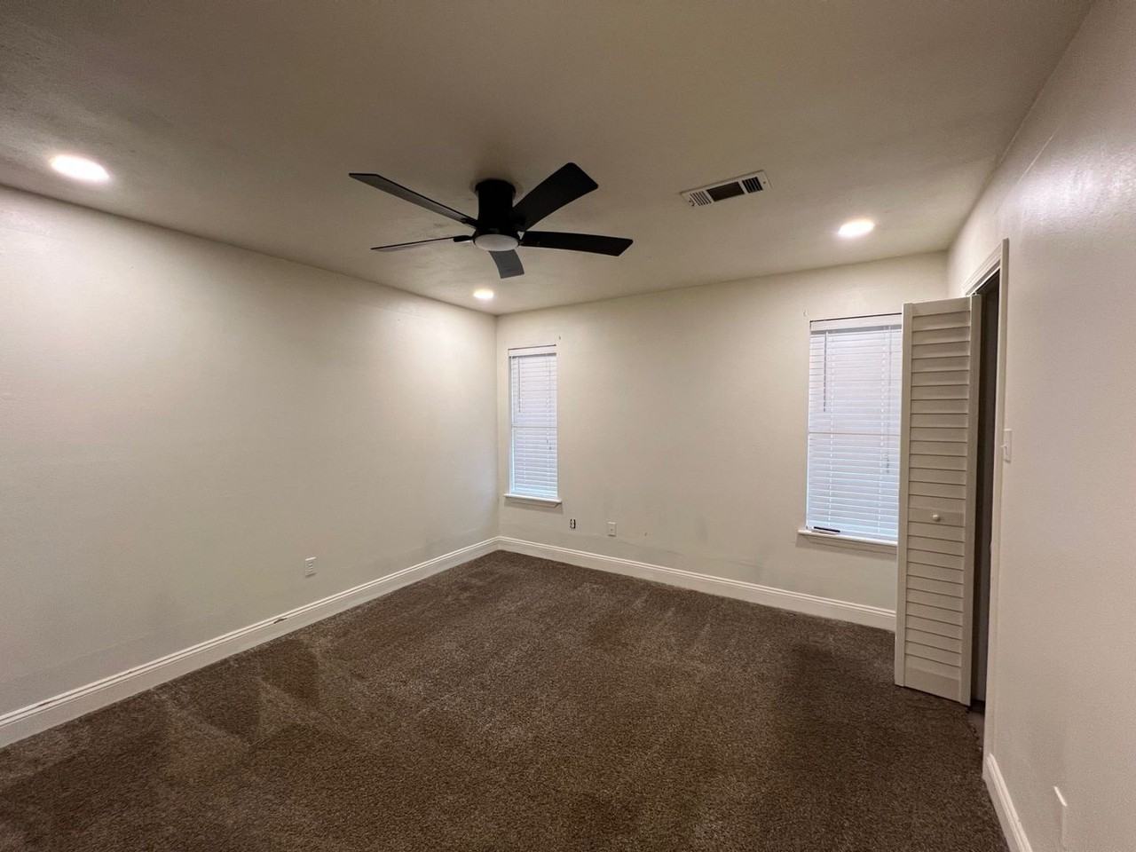 35135 Live Oak Village Rd - Photo 7 of 10