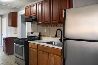 91 Henry St - Photo 1 of 1