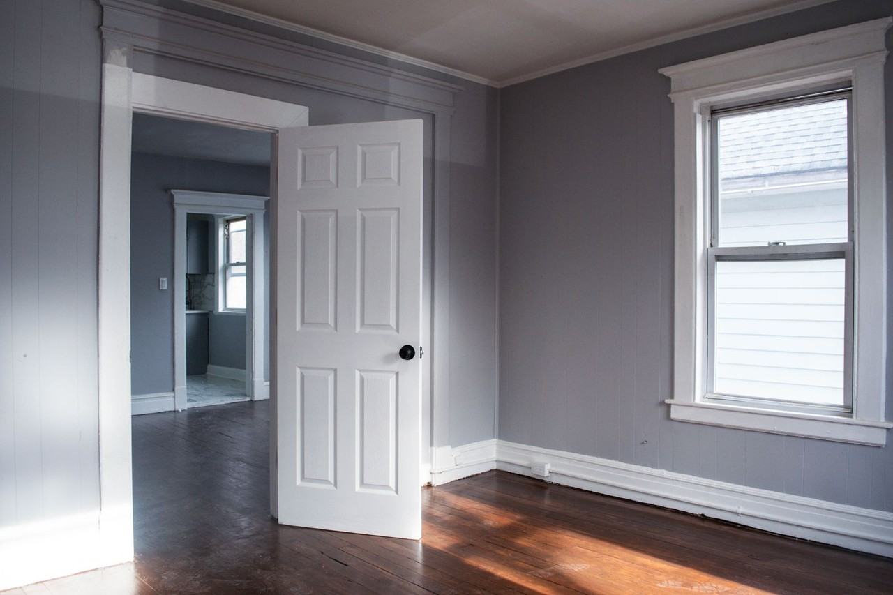 19 Bassett St - Photo 3 of 11