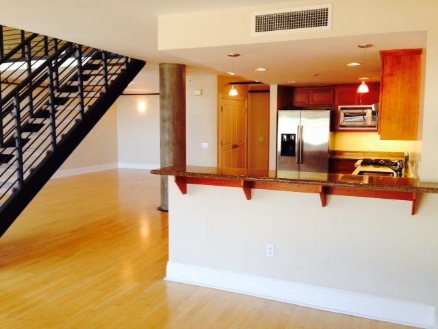 One Bluxome - Photo 3 of 9