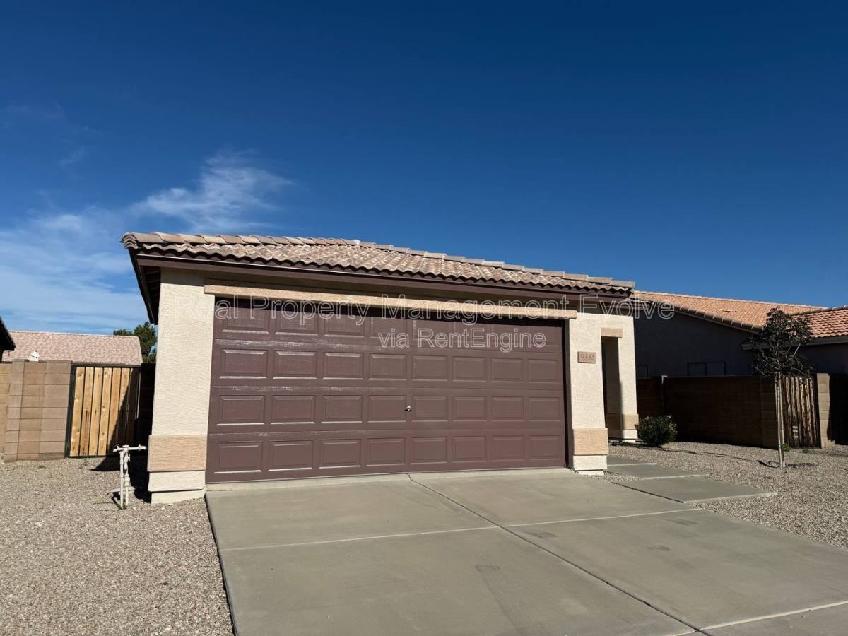 9332 W Morrow Dr - Photo 2 of 9