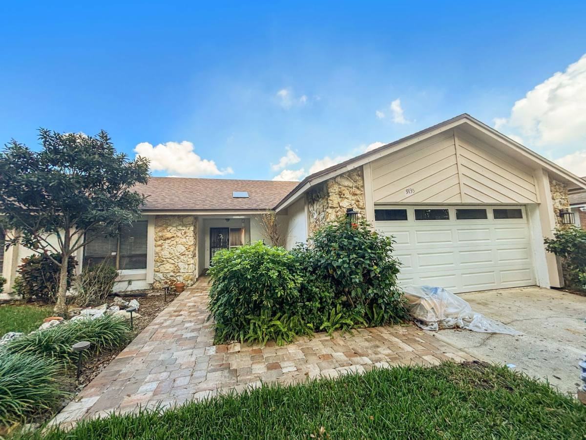 9135 San Ambrosio Dr - Photo 2 of 10