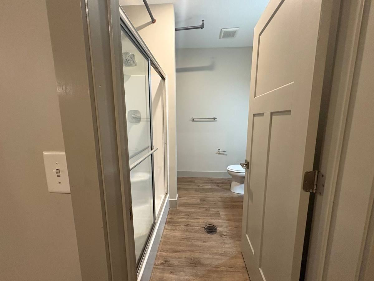 614 Poplar St #100 - Photo 6 of 9