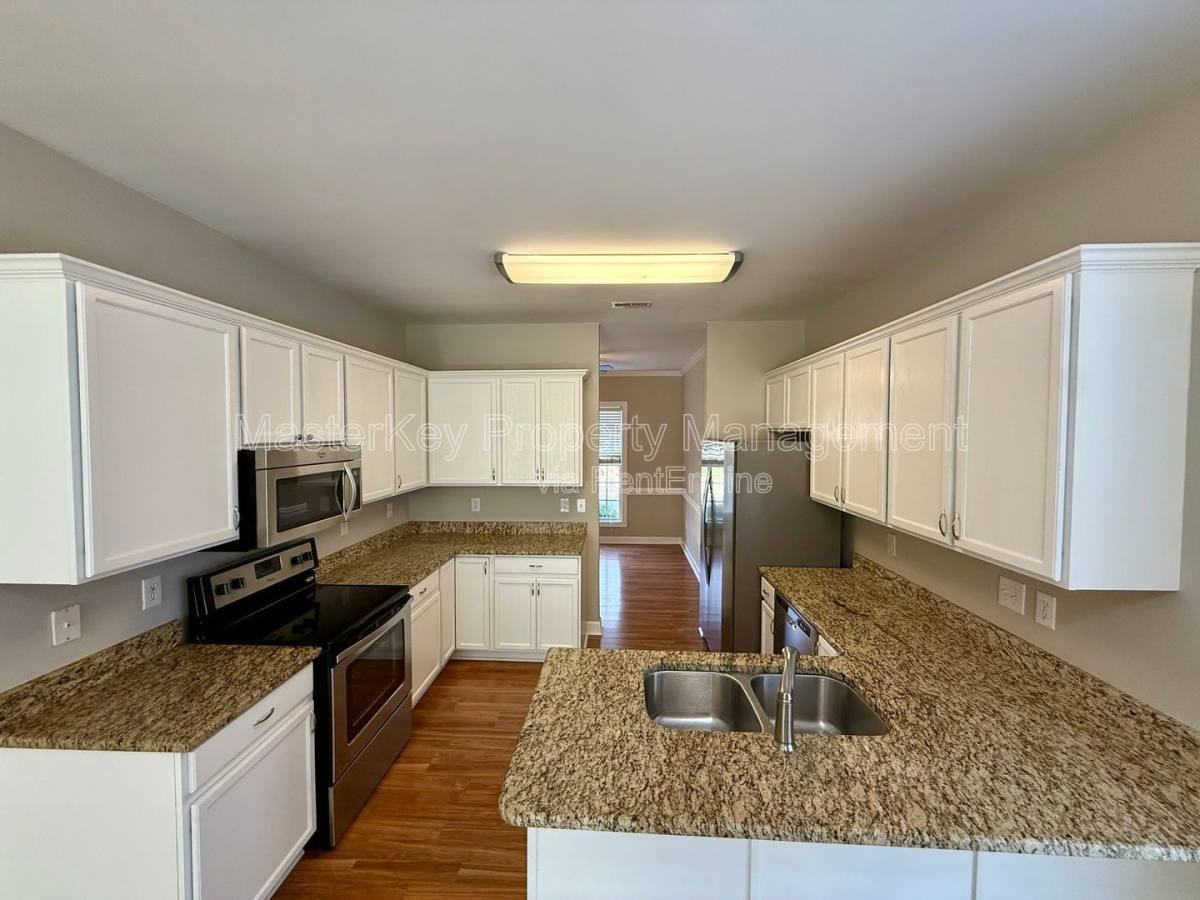 2010 Silky Dogwood Trl - Photo 2 of 10