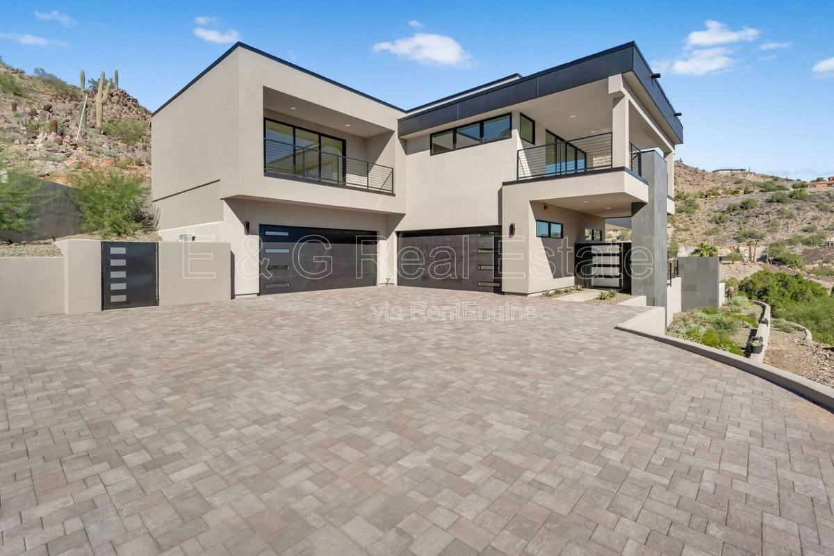 6975 N 39th Pl - Photo 3 of 9