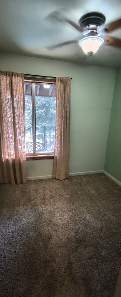 1200 W Riordan Rd #1 - Photo 5 of 11