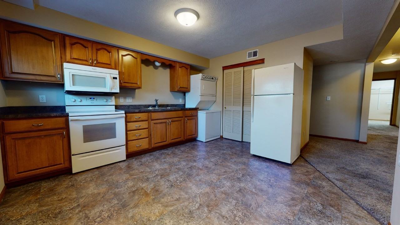 2776 33rd Ave - Photo 2 of 14