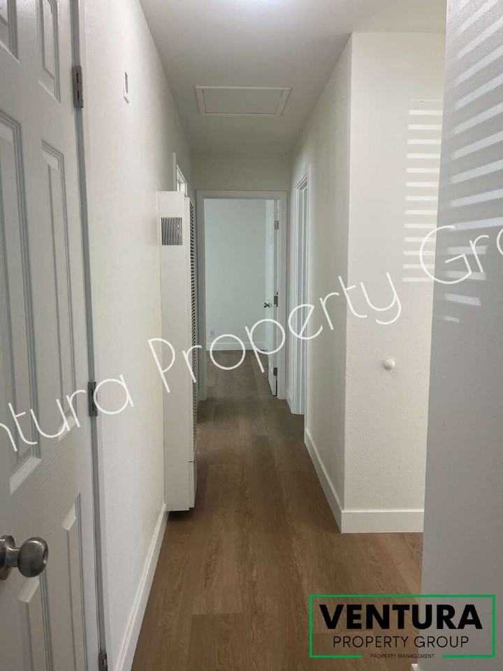 330 Teakwood St - Photo 4 of 22